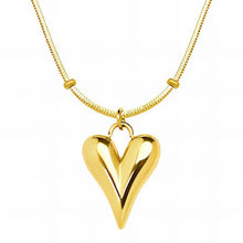 Love's Radiance: 18K Gold Hearts Necklace That Sparkles with Style