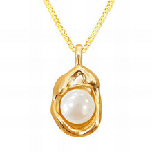 Golden Elegance: Necklace with Inlaid imitation Pearl