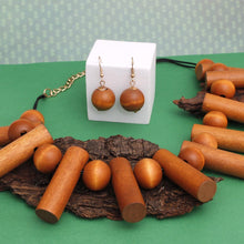 Collar Brown Wood Balanced Asymmetry Necklace
