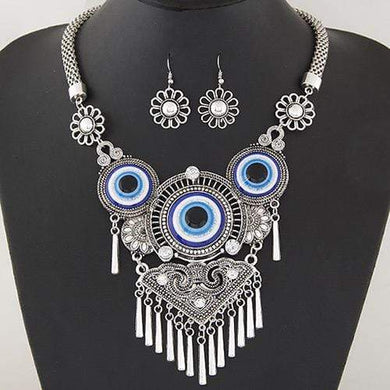 We Sell Fashion Retro Silver Color Metal Round Shape Pendant Decorated Tassel Jewelry Set